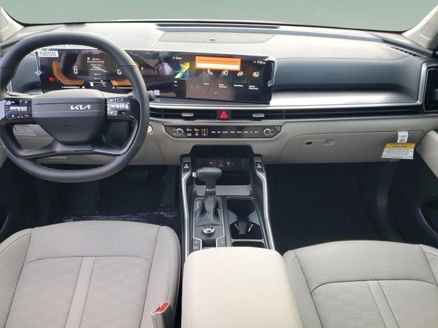 new 2026 Kia Sorento car, priced at $33,275
