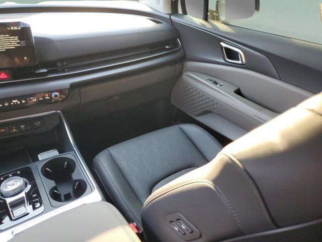 new 2026 Kia Carnival Hybrid car, priced at $40,787