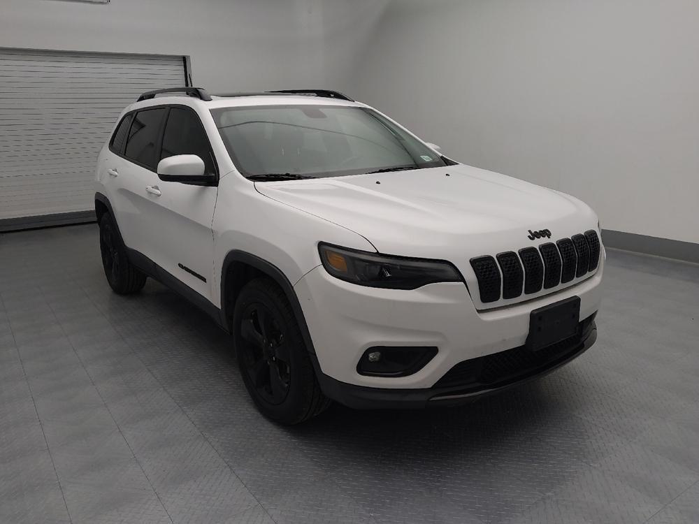 used 2019 Jeep Cherokee car, priced at $15,195