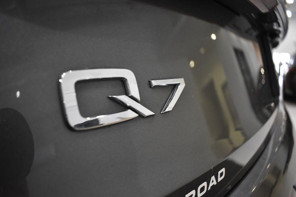 used 2020 Audi Q7 car, priced at $27,796