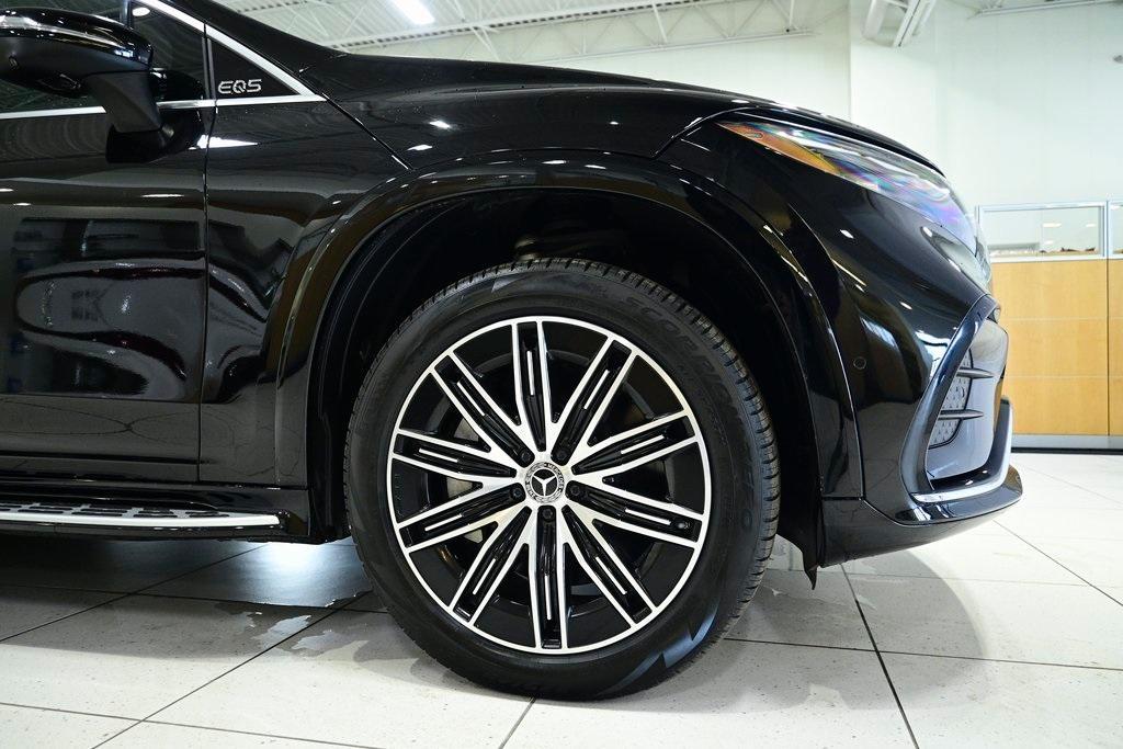 used 2023 Mercedes-Benz EQS 580 car, priced at $68,744