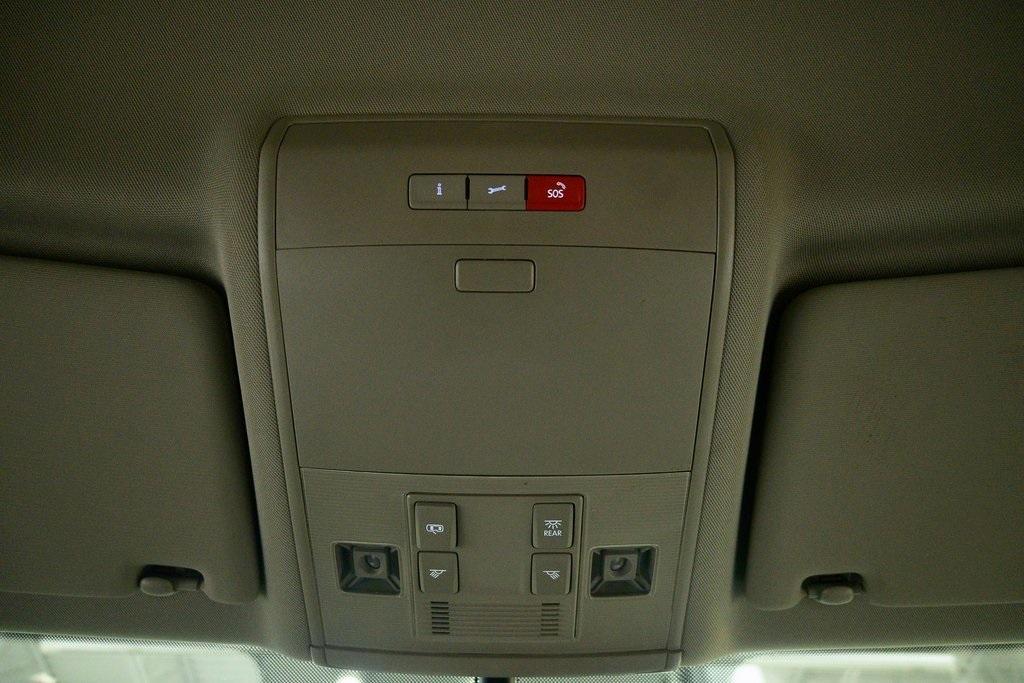 used 2021 Volkswagen Atlas car, priced at $19,253