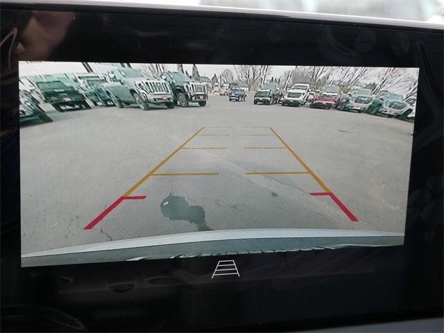 new 2025 Buick Envista car, priced at $25,525