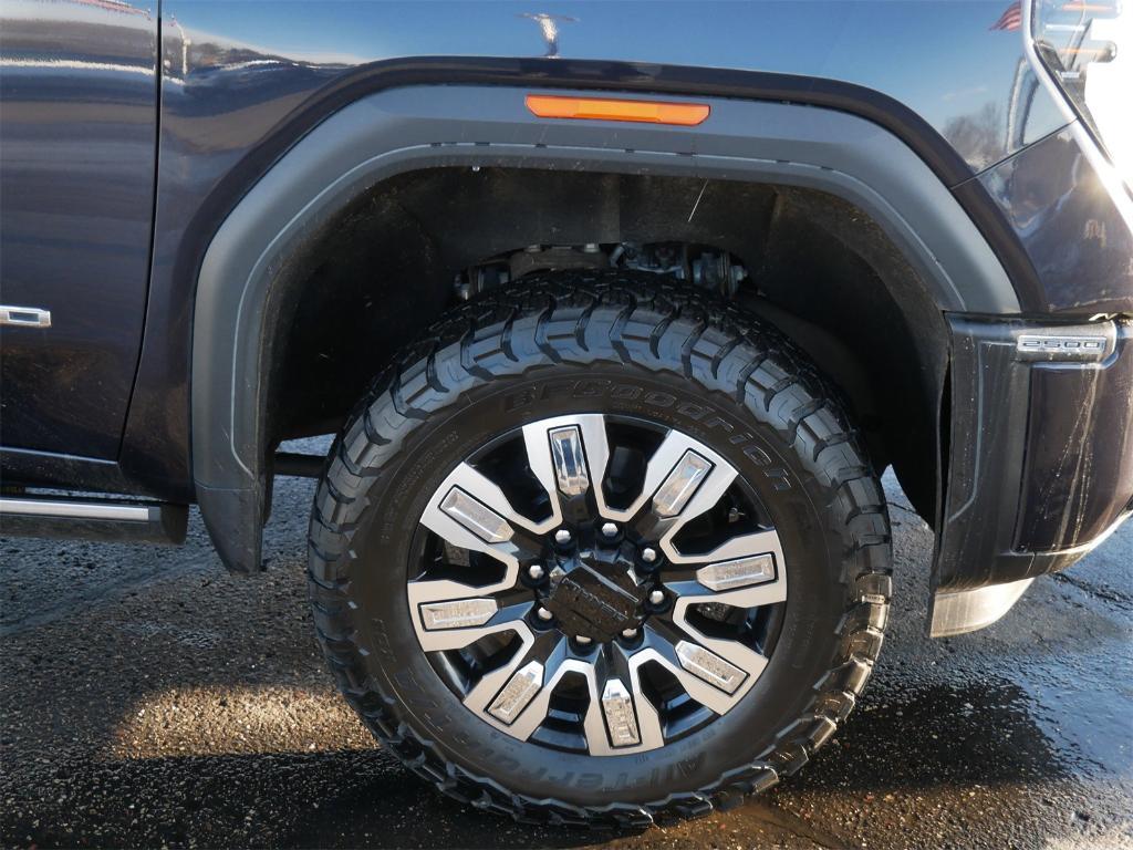 used 2024 GMC Sierra 2500 car, priced at $60,897