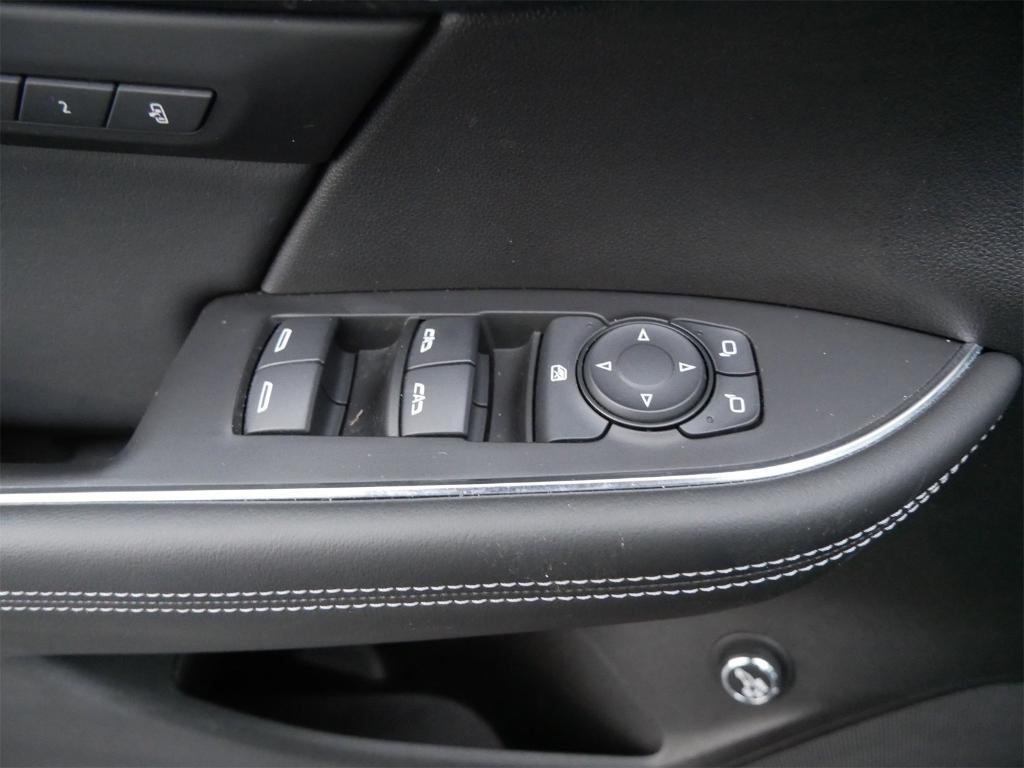 used 2023 Buick Envision car, priced at $27,995