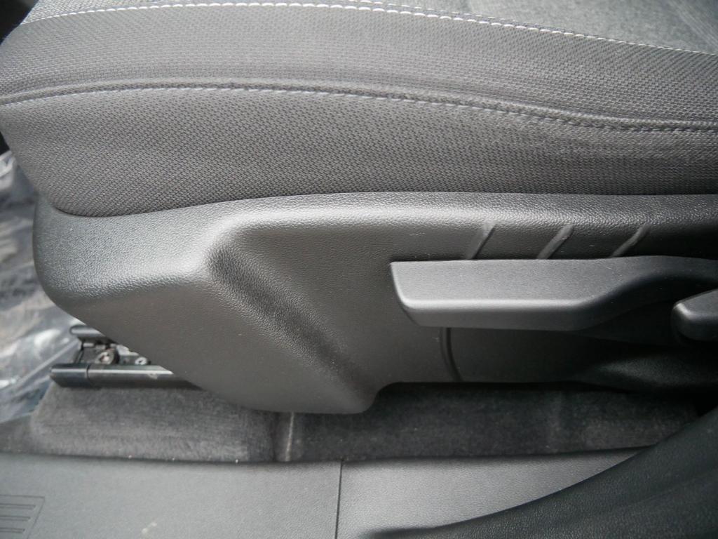 used 2025 GMC Terrain car, priced at $28,627