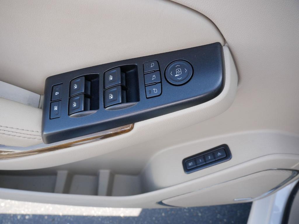 used 2017 GMC Yukon car, priced at $23,188