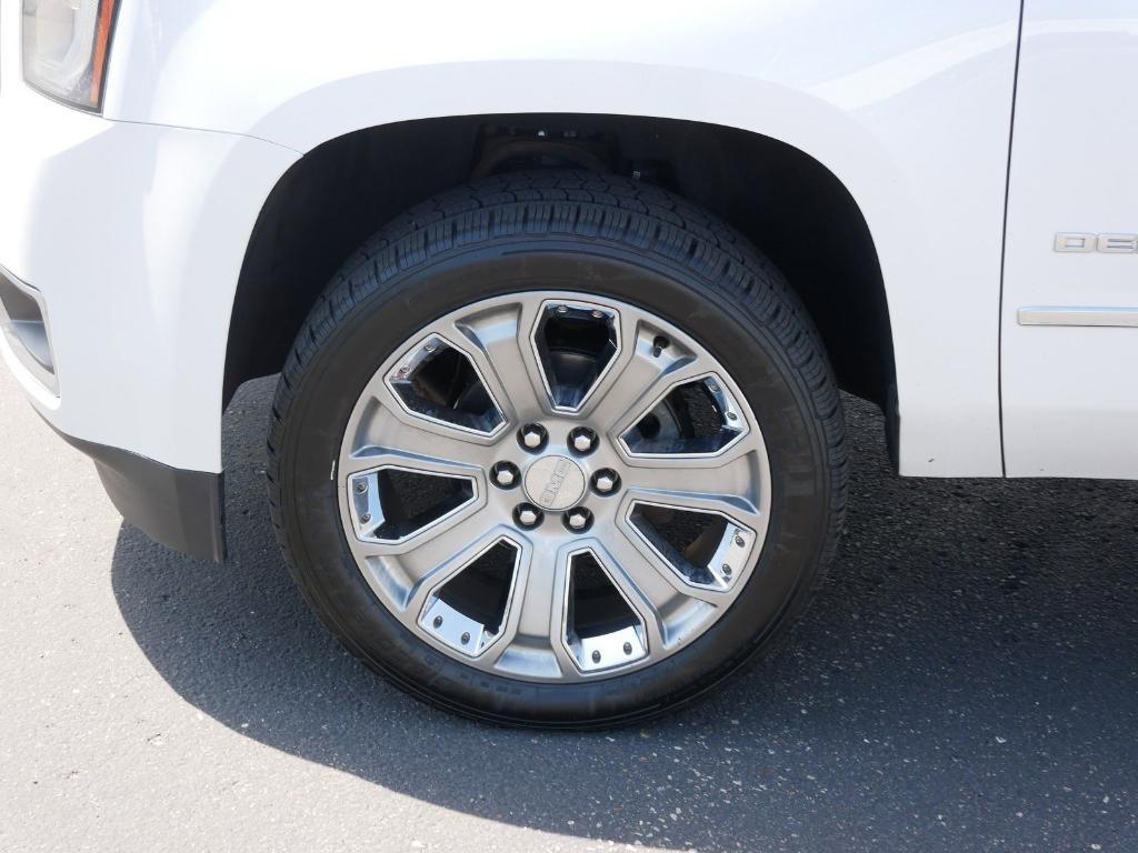 used 2017 GMC Yukon car, priced at $23,188