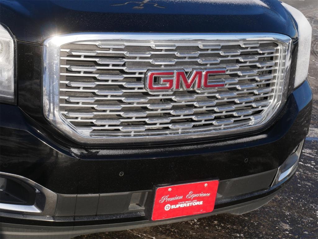 used 2019 GMC Yukon XL car, priced at $25,422