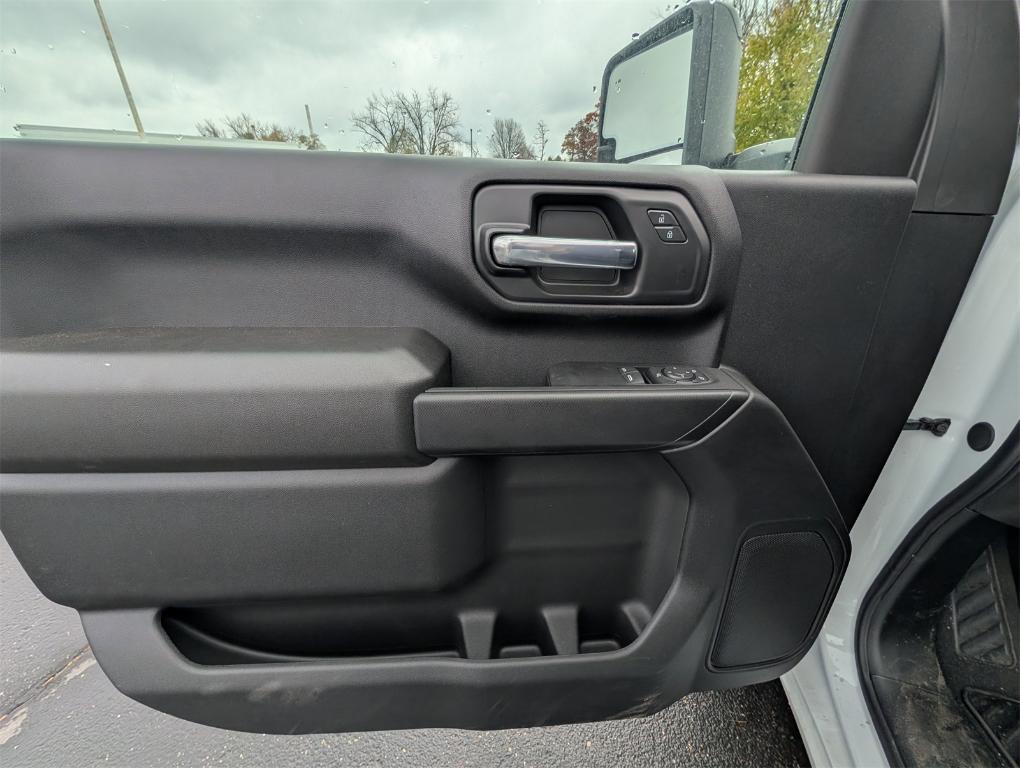 new 2025 GMC Sierra 3500 car, priced at $51,490