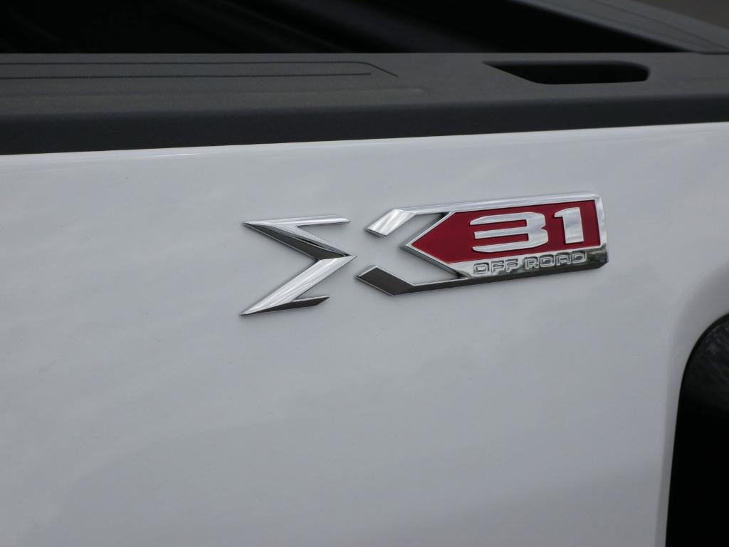 new 2025 GMC Sierra 3500 car, priced at $51,340