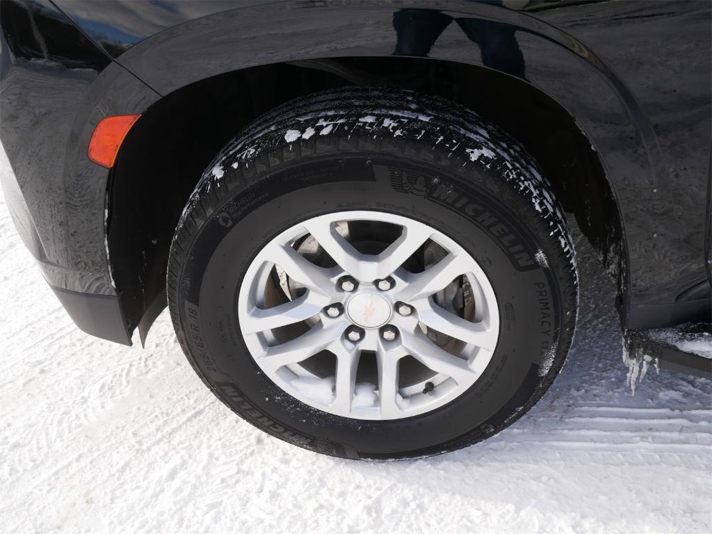 used 2023 Chevrolet Suburban car, priced at $45,701