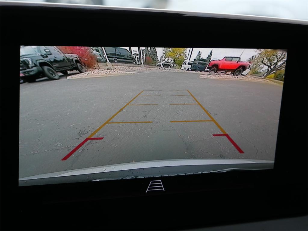 new 2025 Buick Envista car, priced at $25,275