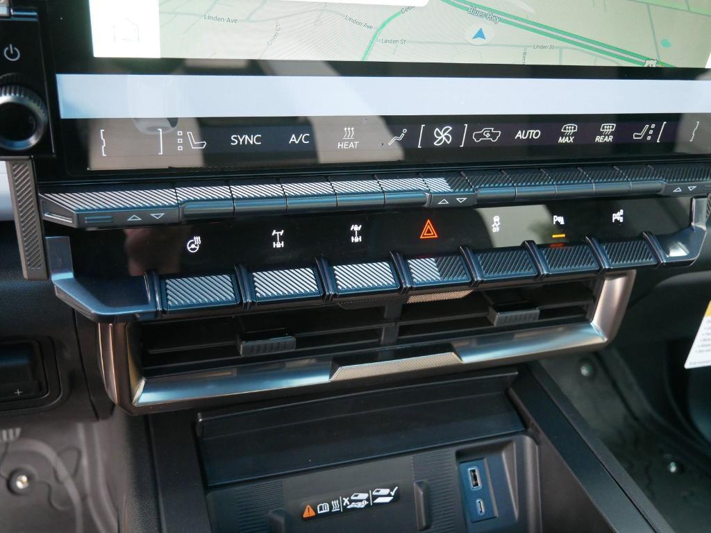 new 2025 GMC HUMMER EV Pickup car, priced at $131,400