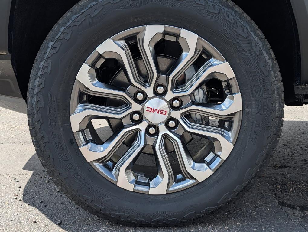 new 2026 GMC Canyon car, priced at $56,005