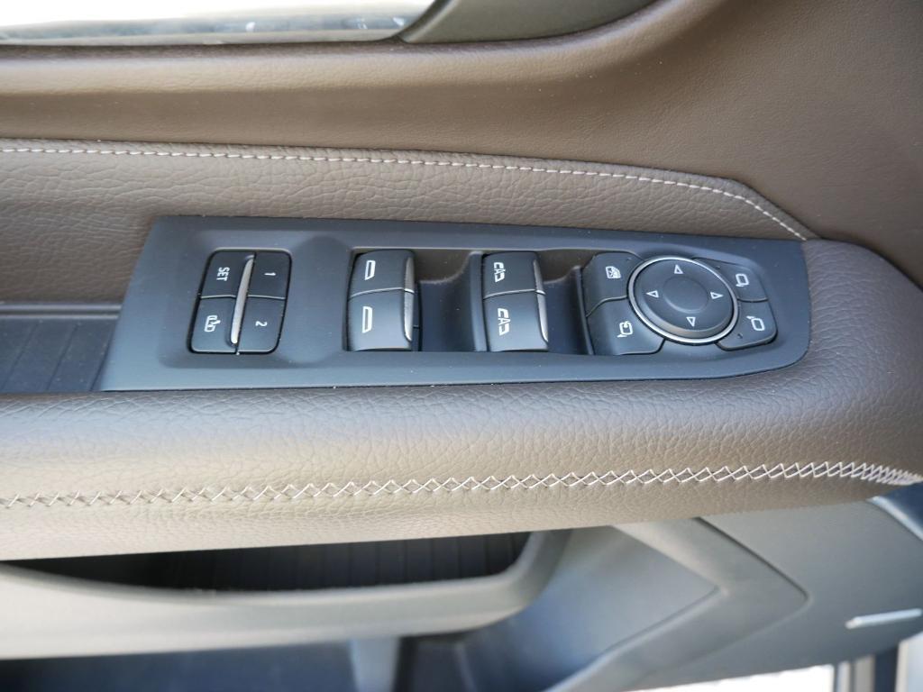 used 2021 GMC Yukon car, priced at $44,853