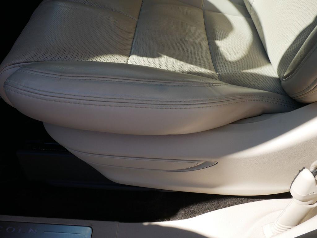used 2021 Lincoln Navigator car, priced at $36,971