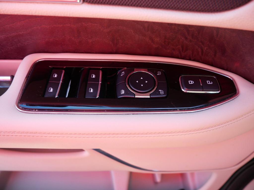 used 2021 Lincoln Navigator car, priced at $36,971