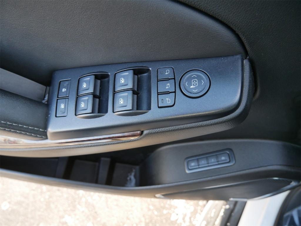 used 2019 GMC Yukon car, priced at $29,895