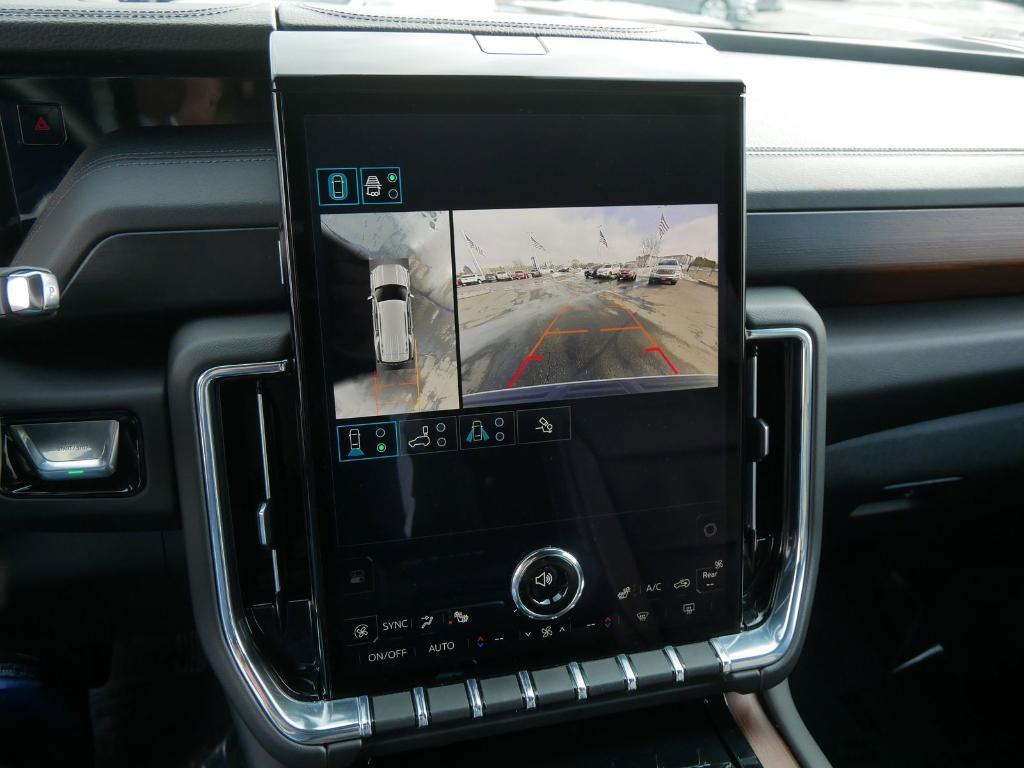 used 2025 GMC Yukon car, priced at $70,489