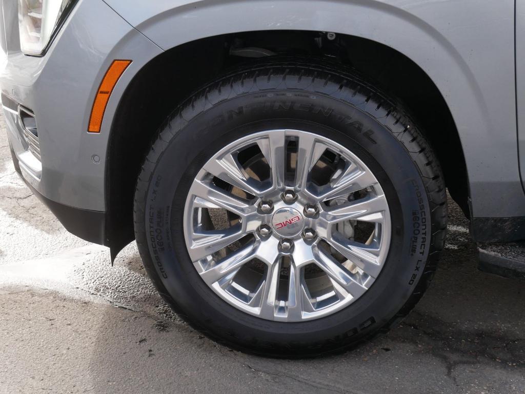 used 2025 GMC Yukon car, priced at $70,489