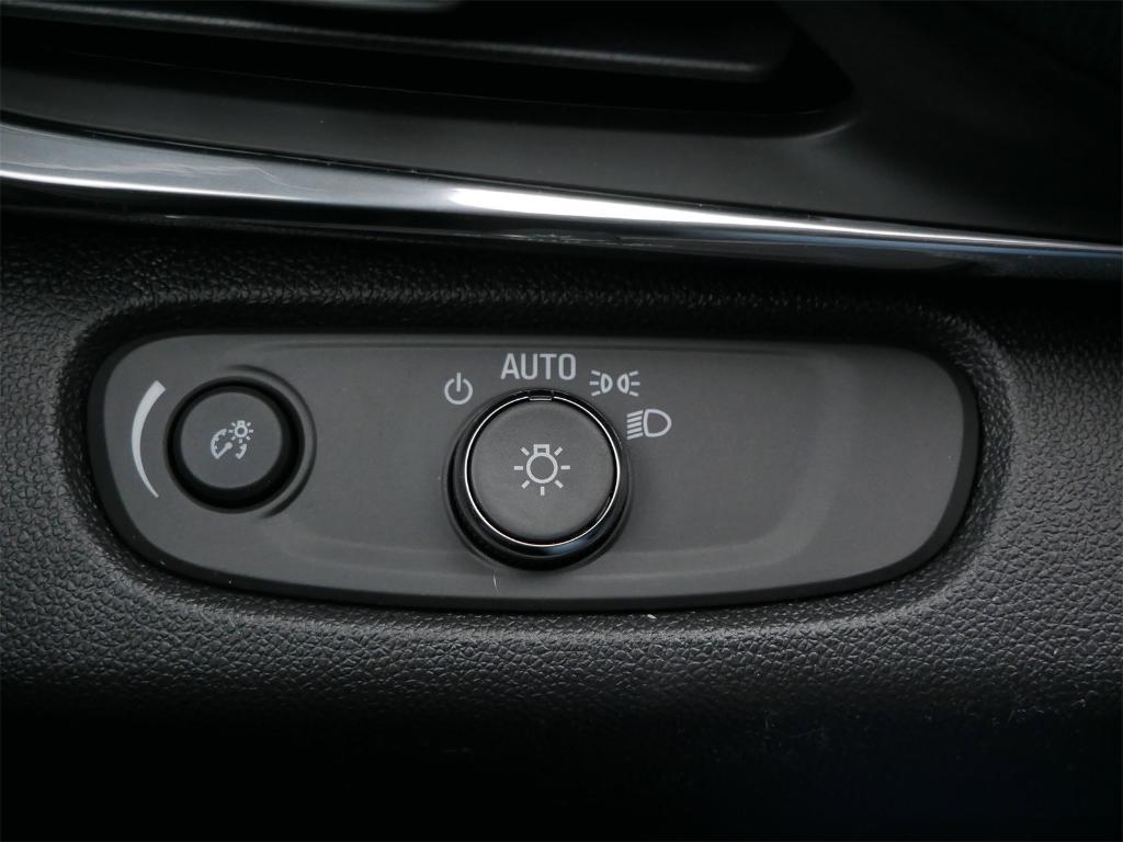 new 2026 Buick Envista car, priced at $28,675