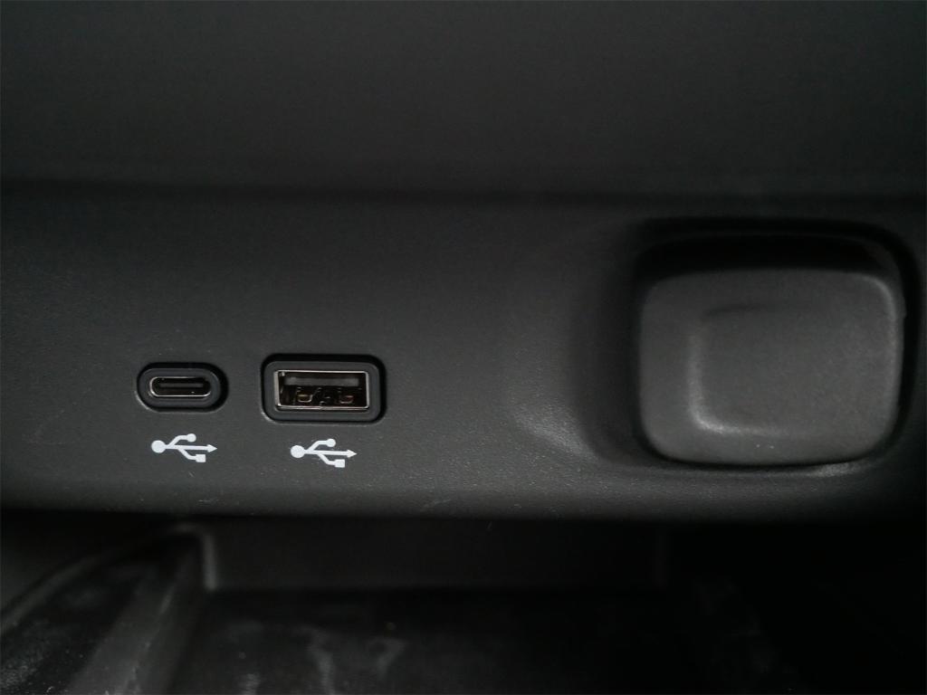 new 2026 Buick Envista car, priced at $28,675