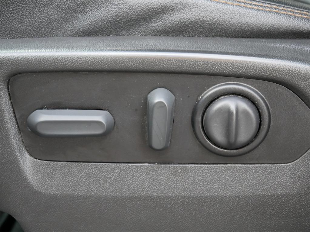 used 2022 GMC Sierra 1500 Limited car, priced at $33,899