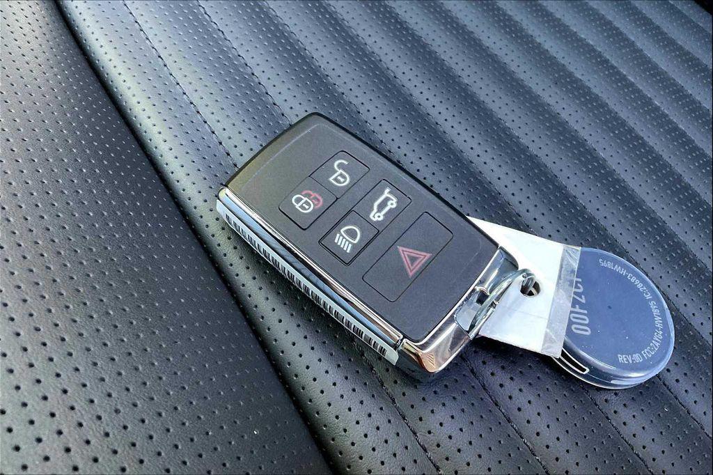 used 2025 Land Rover Discovery car, priced at $59,698