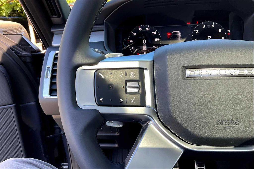 used 2025 Land Rover Discovery car, priced at $59,698