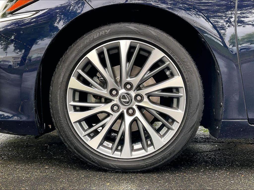 used 2019 Lexus ES 350 car, priced at $31,698