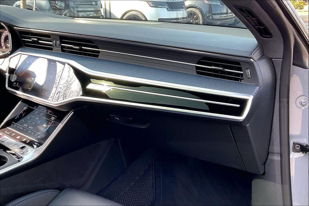 used 2025 Audi RS 7 car, priced at $135,999