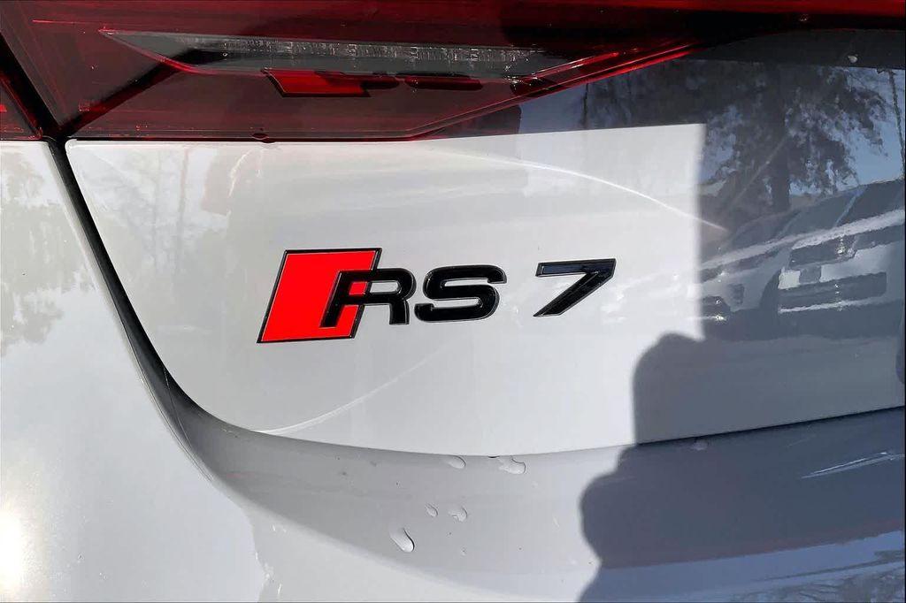 used 2025 Audi RS 7 car, priced at $135,999