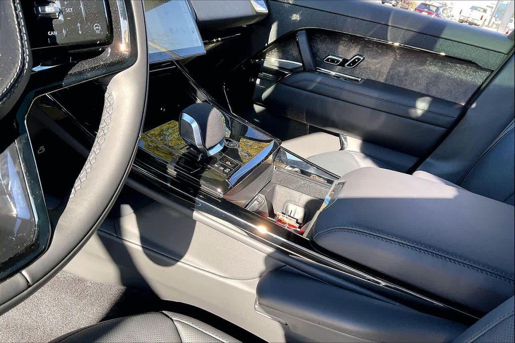new 2025 Land Rover Range Rover Sport car, priced at $105,390