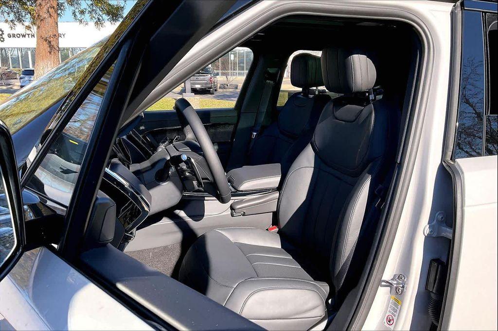 new 2025 Land Rover Range Rover Sport car, priced at $105,390