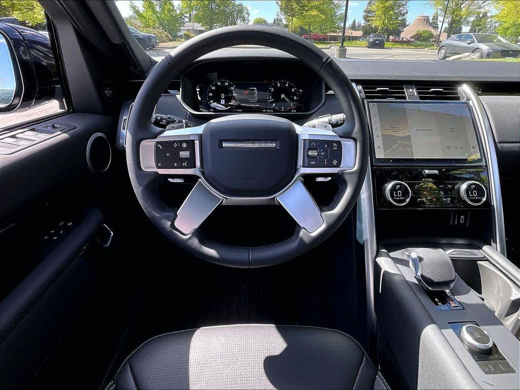 new 2026 Land Rover Discovery car, priced at $66,301