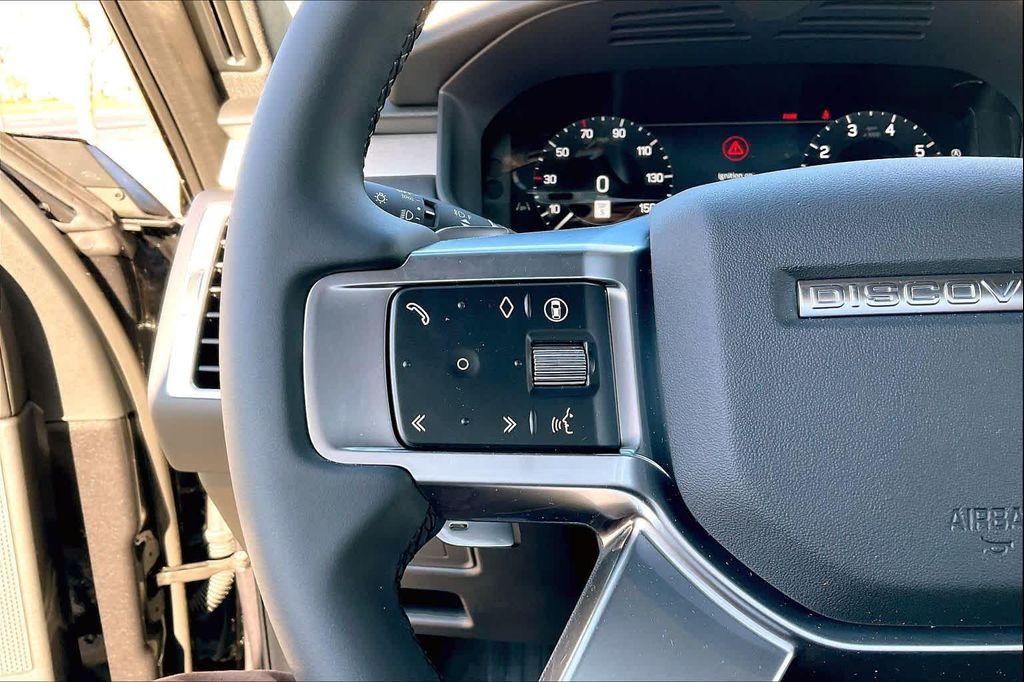 new 2026 Land Rover Discovery car, priced at $78,206