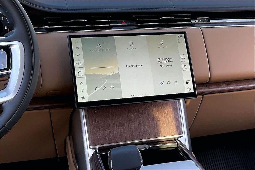 new 2025 Land Rover Range Rover car, priced at $123,025