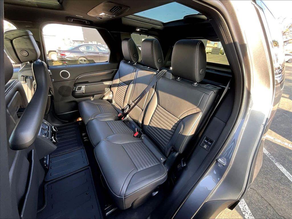 new 2025 Land Rover Discovery car, priced at $80,828