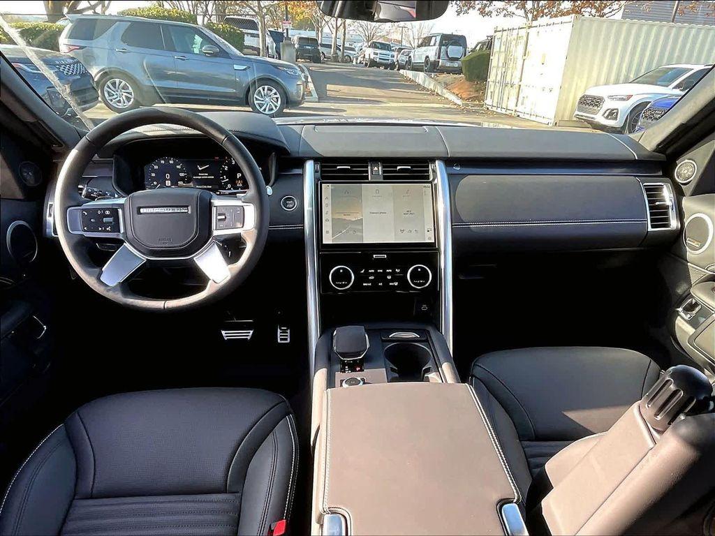 new 2025 Land Rover Discovery car, priced at $80,828