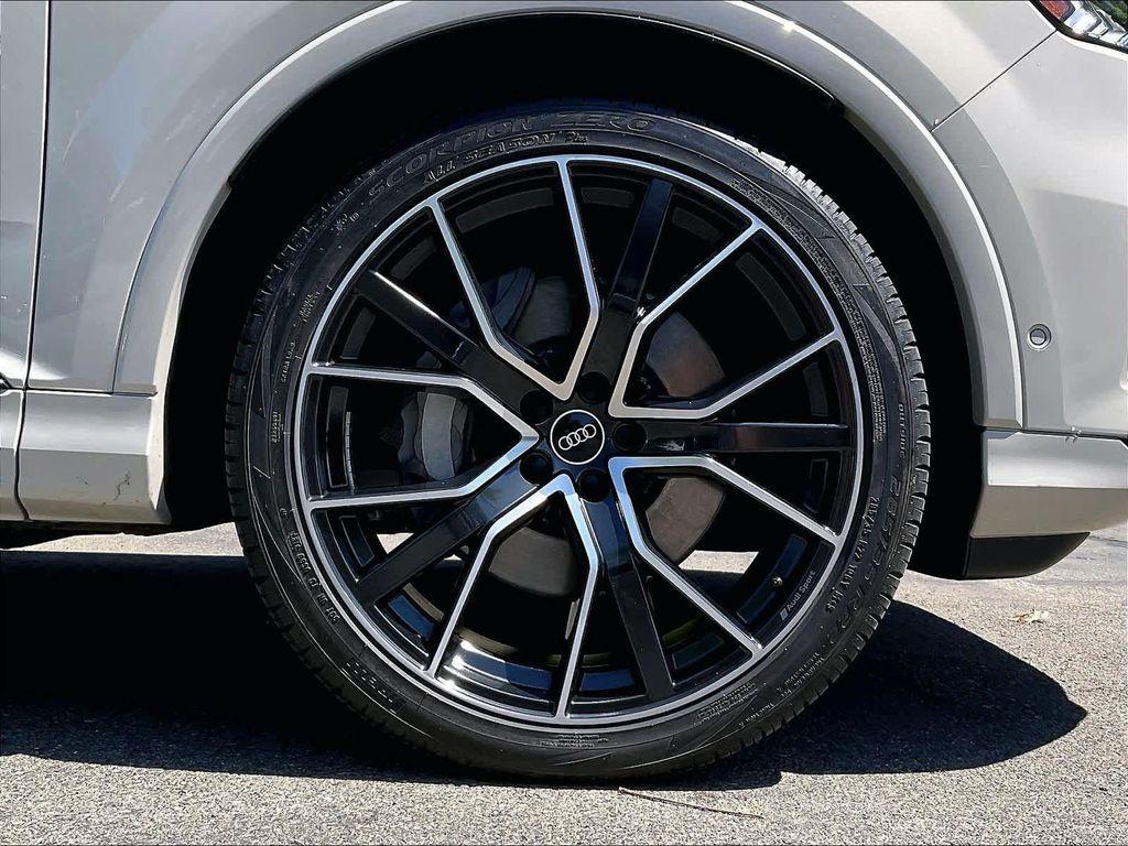 used 2021 Audi Q7 car, priced at $36,999