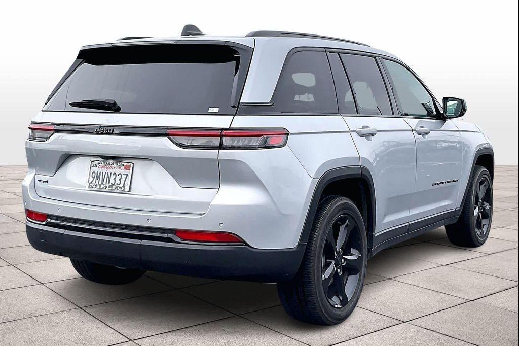 used 2024 Jeep Grand Cherokee car, priced at $34,799