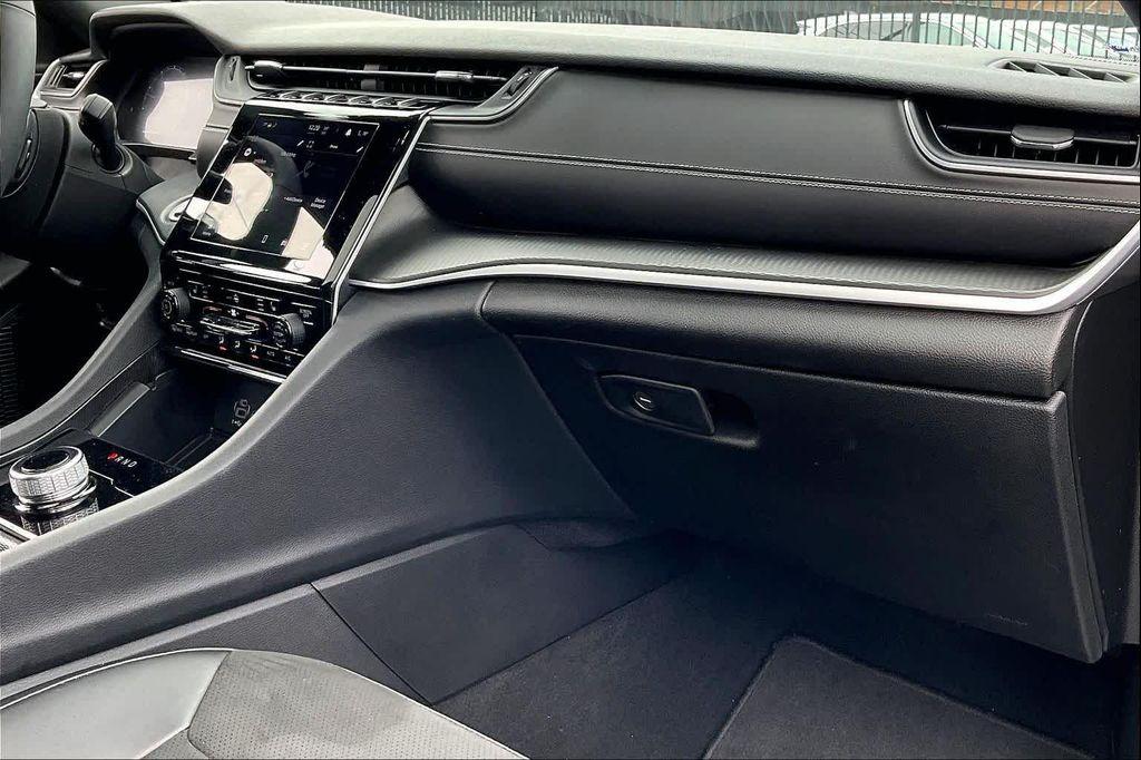 used 2024 Jeep Grand Cherokee car, priced at $34,799