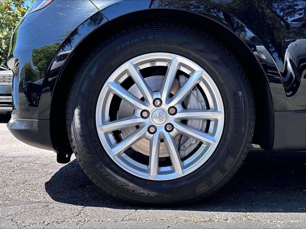 used 2020 Land Rover Range Rover Sport car, priced at $32,083