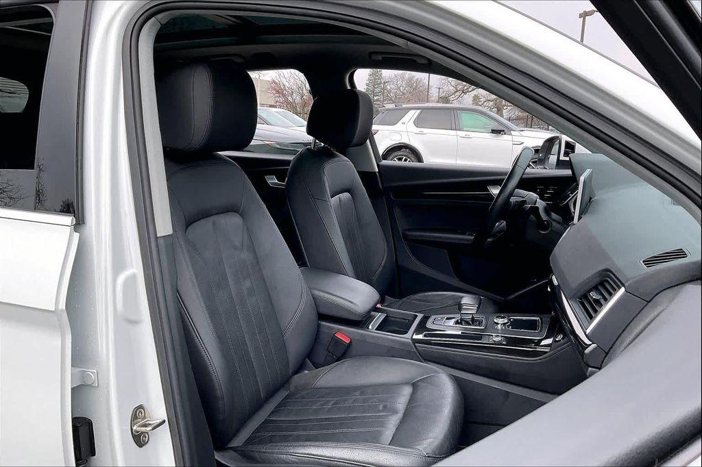 used 2020 Audi Q5 car, priced at $24,399