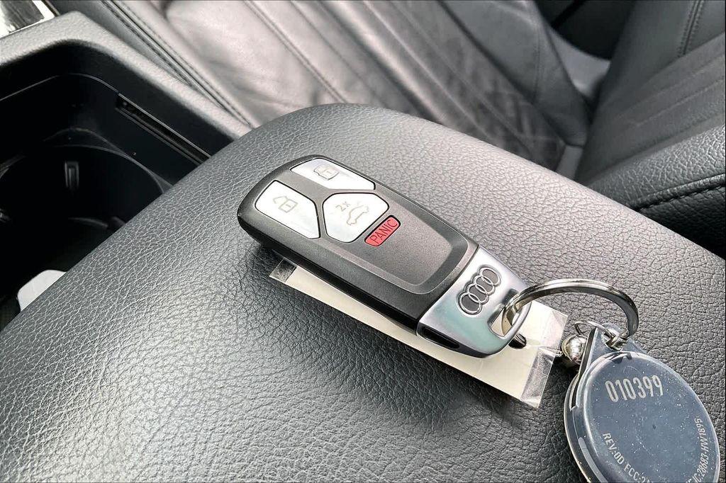 used 2020 Audi Q5 car, priced at $24,399