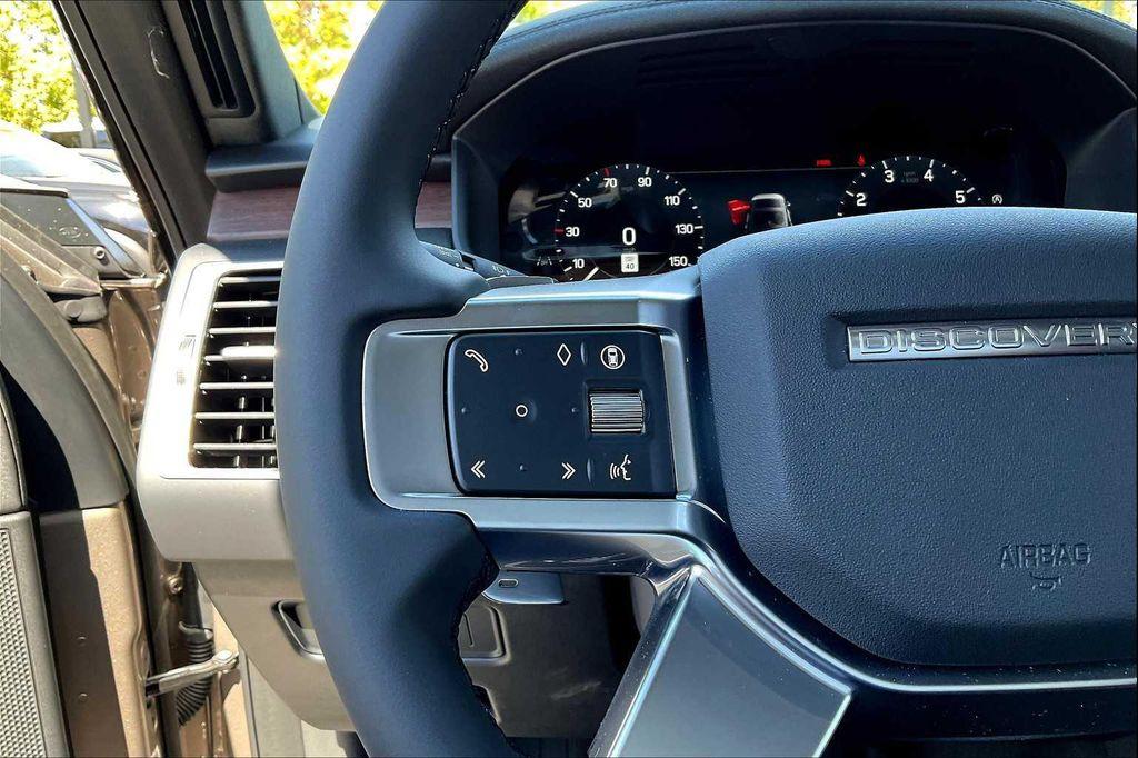 new 2025 Land Rover Discovery car, priced at $67,803