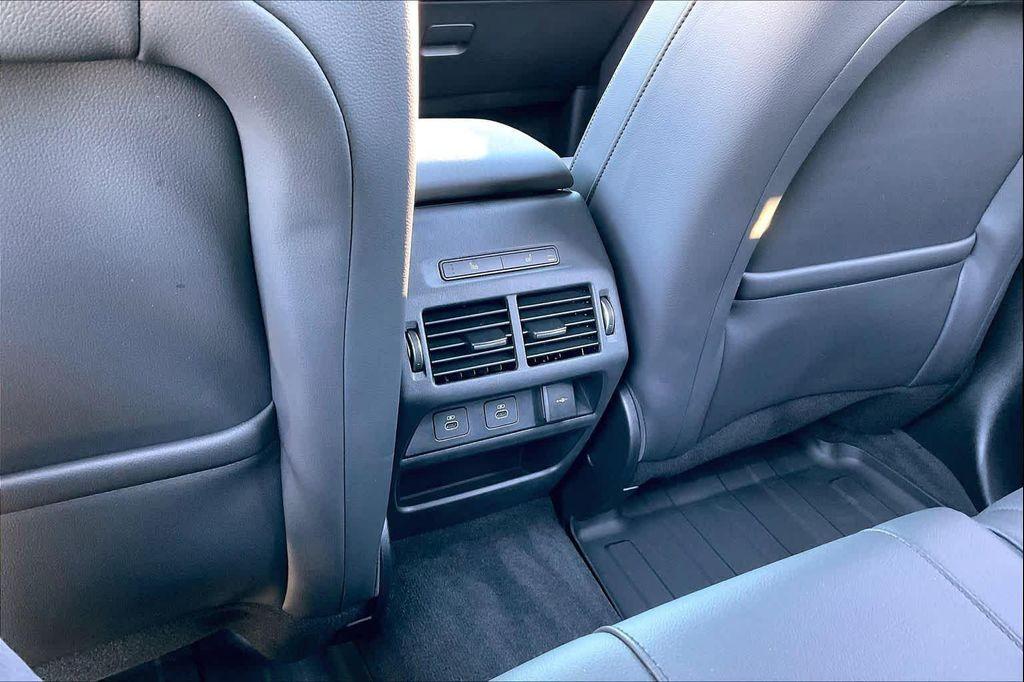 new 2025 Land Rover Discovery Sport car, priced at $59,708