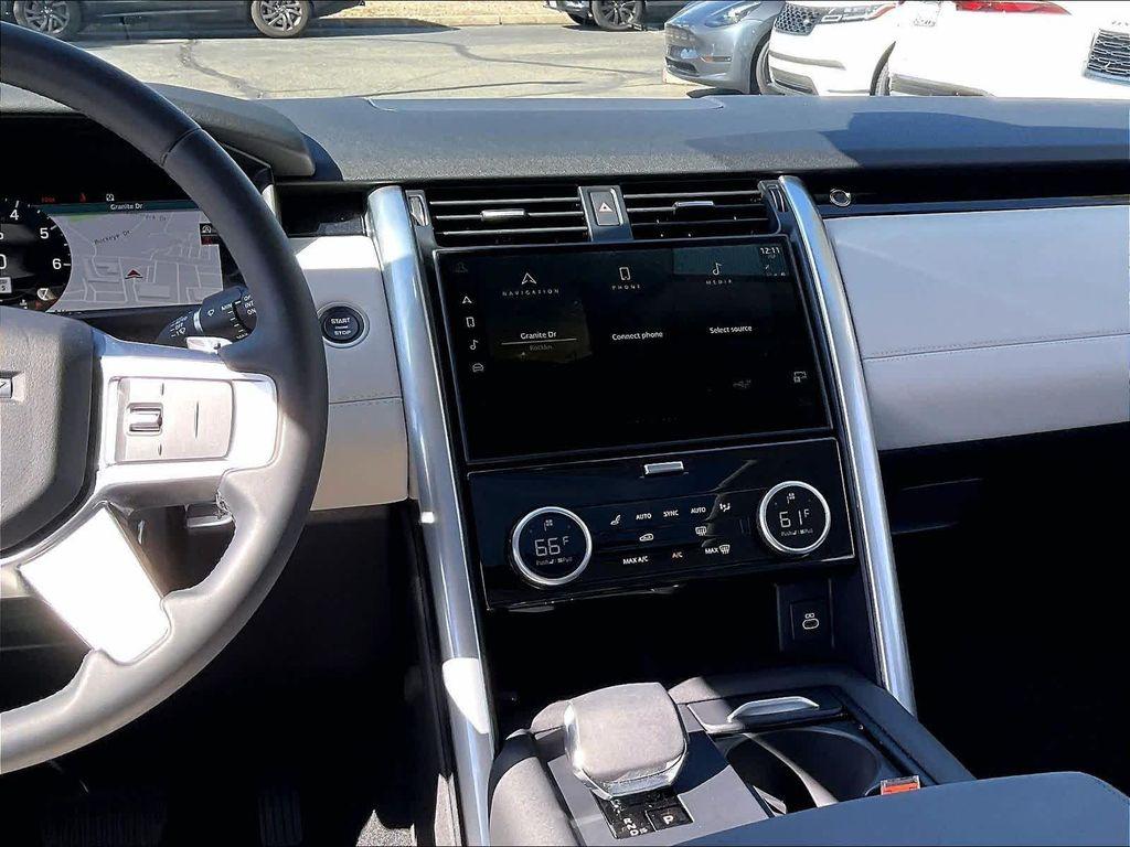 used 2025 Land Rover Discovery car, priced at $51,499