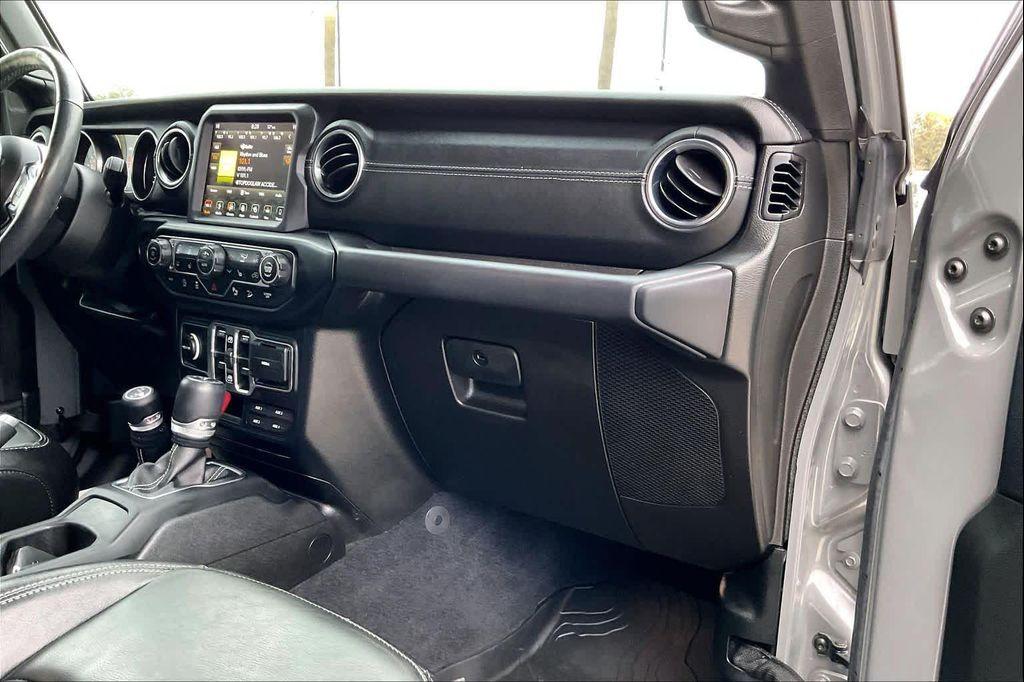 used 2019 Jeep Wrangler Unlimited car, priced at $26,399